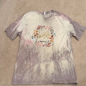 Thankful Scripture Tie-Dye Graphic T-Shirt with Floral Design